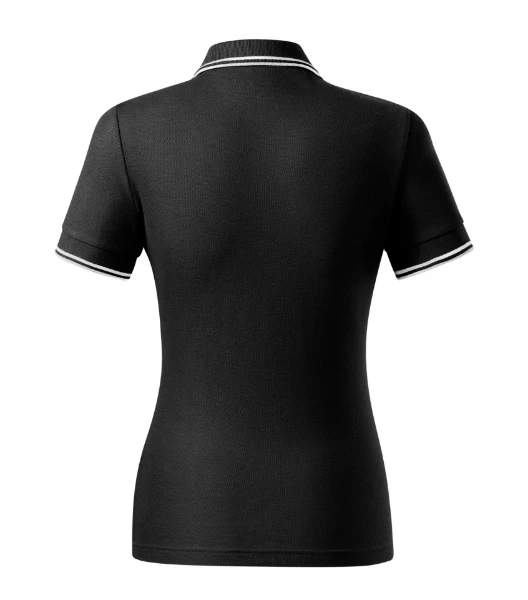 01_B_Woman's Polo T-shirt Focus